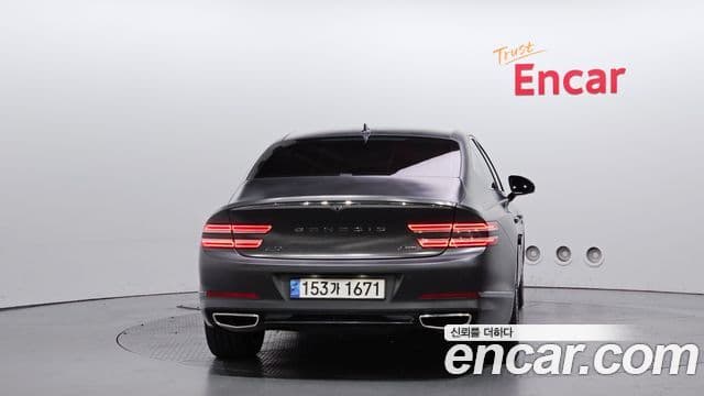 Genesis Electrified G80 2022 — ფოტო 4/20