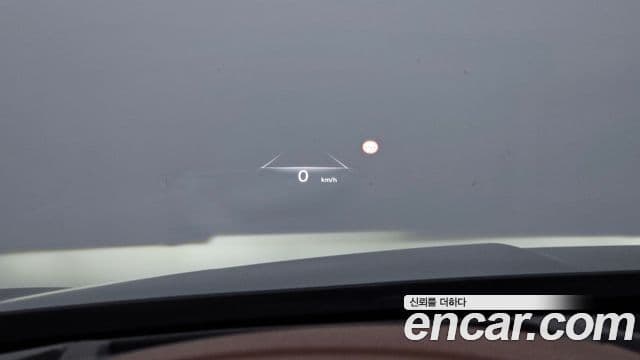 Genesis Electrified G80 2022 — ფოტო 19/20