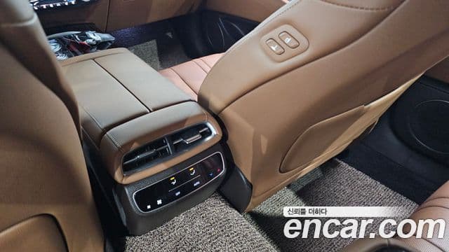 Genesis G80 2022 — Photo 16/30