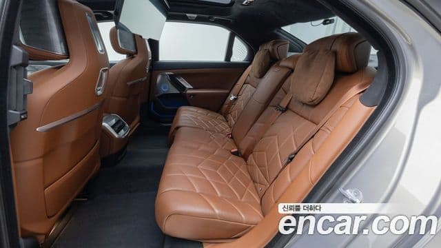 BMW i7 2025 — ფოტო 20/20