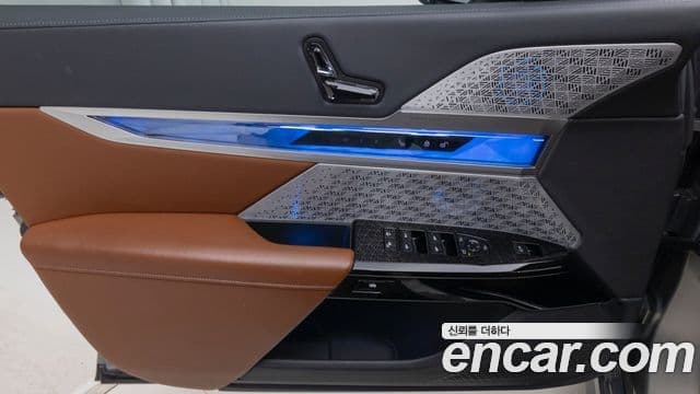 BMW i7 2025 — ფოტო 14/20