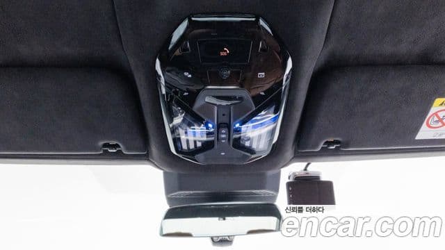 BMW i7 2025 — ფოტო 9/20