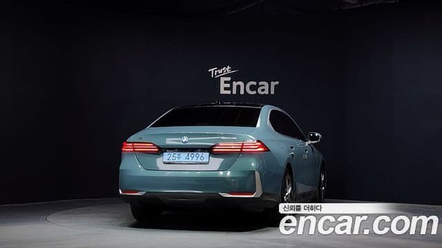 BMW i5 2024 — ფოტო 7/33