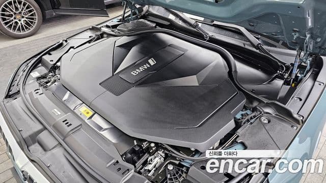 BMW i5 2024 — ფოტო 21/33