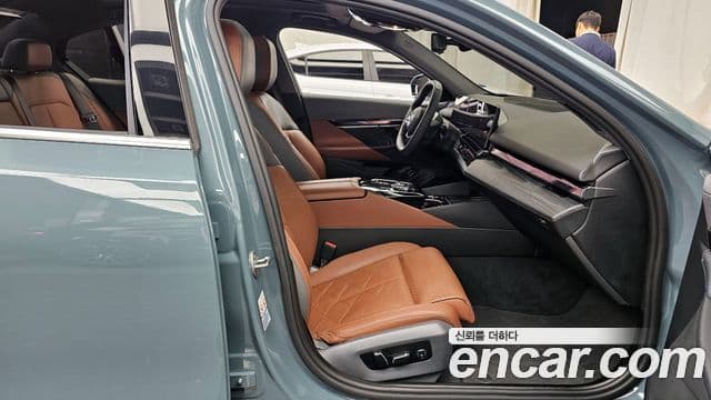 BMW i5 2024 — ფოტო 18/33