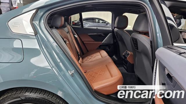 BMW i5 2024 — ფოტო 19/33