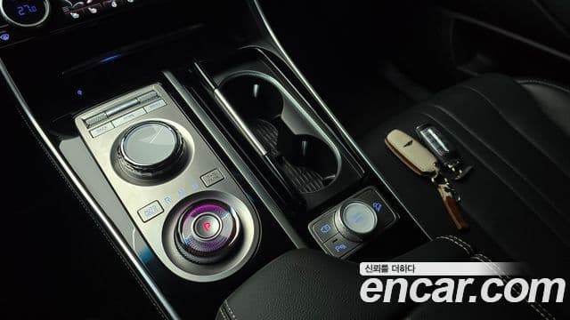 Genesis GV80 2023 — Photo 22/30