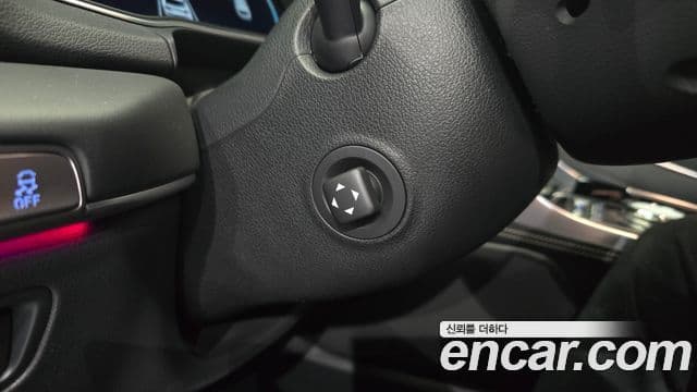 Genesis GV80 2023 — Photo 27/30