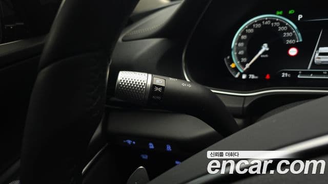 Genesis GV80 2023 — Photo 8/30