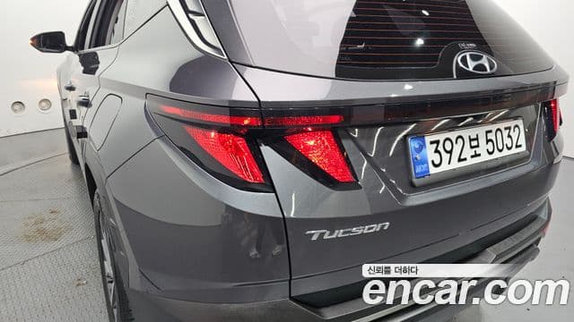 Hyundai Tucson Hybrid 2022 — Photo 21/31