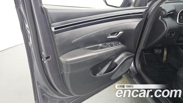 Hyundai Tucson Hybrid 2022 — Photo 26/31