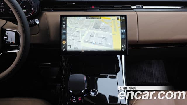 Land Rover Range Rover Sport 2024 — Photo 12/20