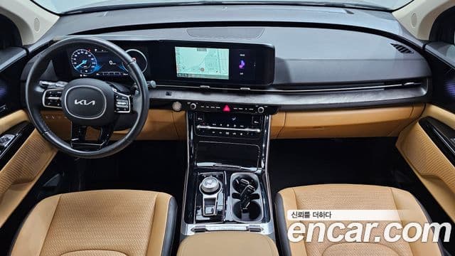 Kia Carnival 2023 — Şəkil 7/20
