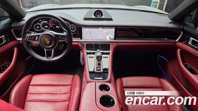 Porsche Panamera 2018 — Photo 2/30