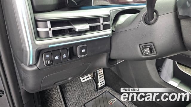 Hyundai Santa Fe 2023 — ფოტო 6/20