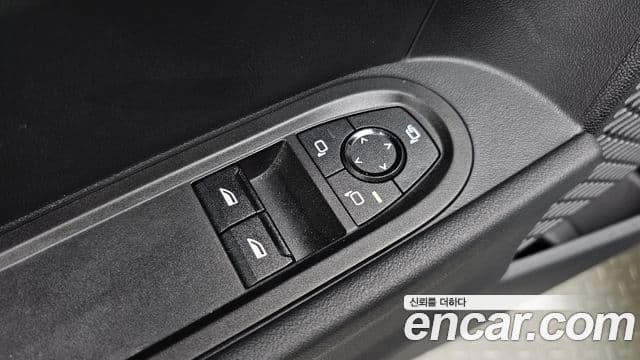 Mini Cooper S 2024 — Photo 26/33