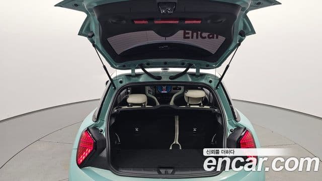 Mini Cooper S 2024 — Photo 13/33