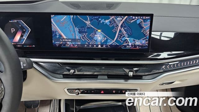 BMW X5 2025 — ფოტო 15/20