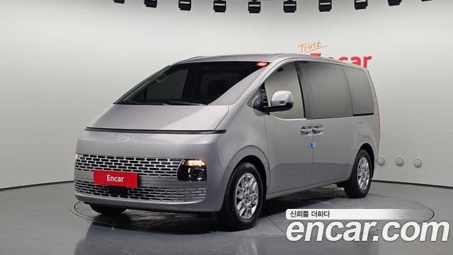 Hyundai Staria 2024 — Şəkil 13/20