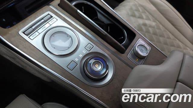 Genesis GV80 2021 — ფოტო 9/20