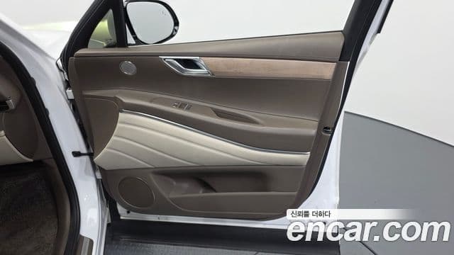 Genesis GV80 2021 — Photo 34/34