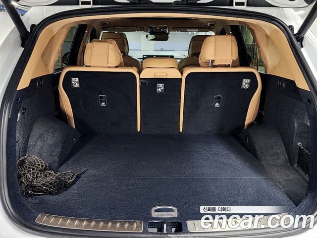 Genesis GV80 2021 — ფოტო 17/20