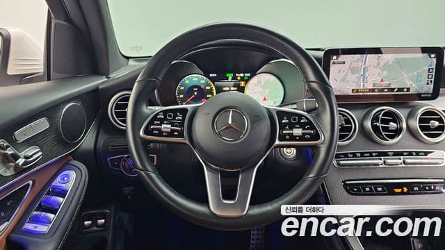 Mercedes-Benz GLC-Class 2021 — ფოტო 13/20