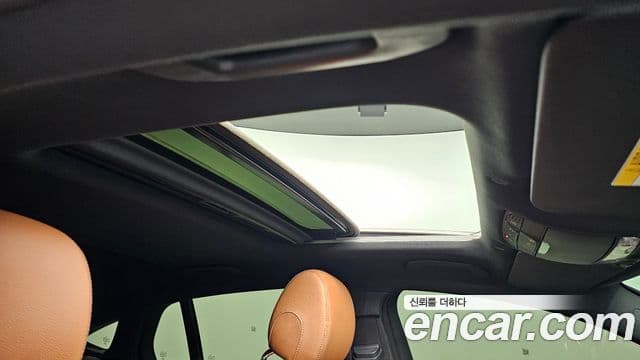 Mercedes-Benz GLC-Class 2021 — ფოტო 15/20