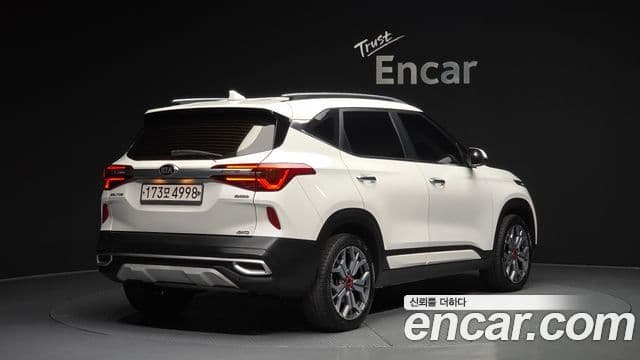 Kia Seltos 2020 — Şəkil 2/20