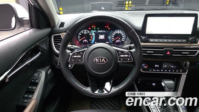 Kia Seltos 2020 — Şəkil 13/20
