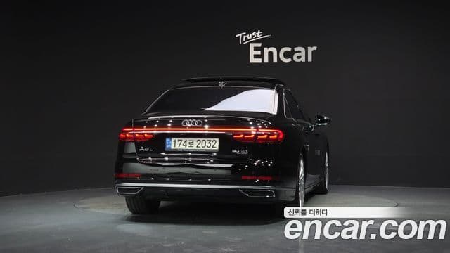 Audi A8 2021 — ფოტო 4/20
