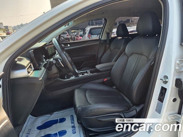 Kia K5 2022 — Şəkil 12/20