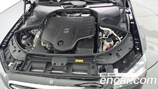 Mercedes-Benz S-Class 2025 — Фото 6/20