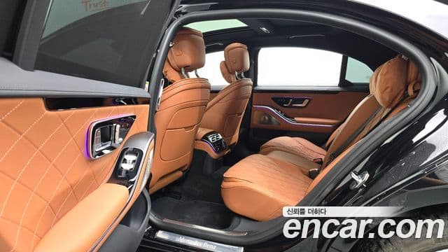 Mercedes-Benz S-Class 2025 — ფოტო 35/36