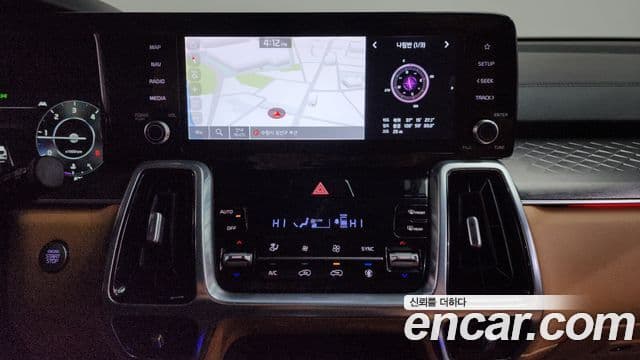 Kia Sorento 2020 — Фото 12/20