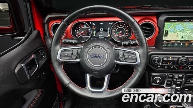 Jeep Wrangler 2021 — ფოტო 5/30