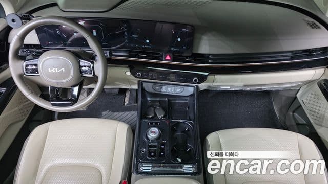 Kia Carnival 2024 — Şəkil 7/20