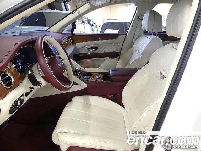 Bentley Bentayga 2022 — Şəkil 6/20