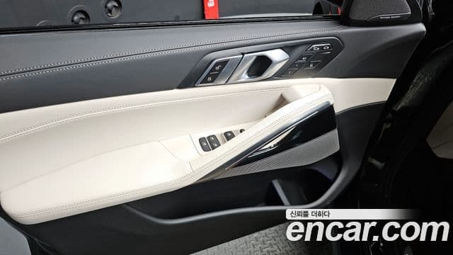 BMW X6 2025 — Photo 13/35