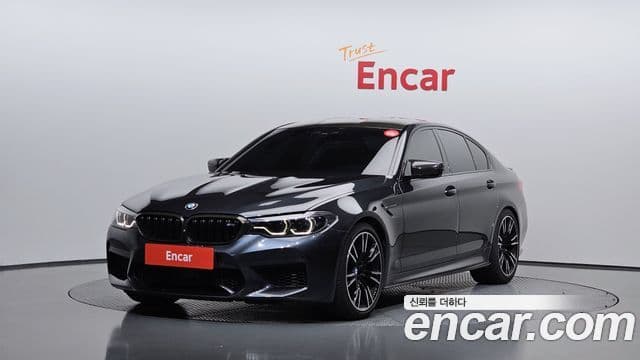 BMW M5 2019 — Фото 1/20