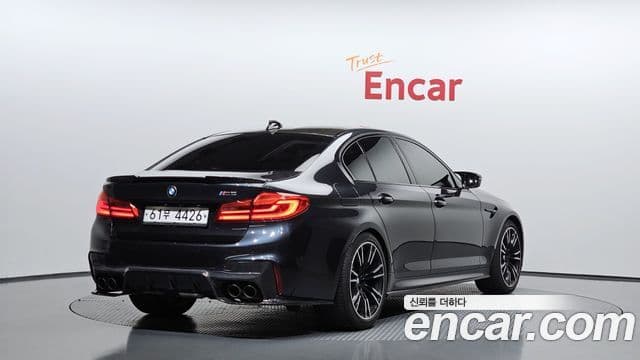 BMW M5 2019 — Фото 2/20