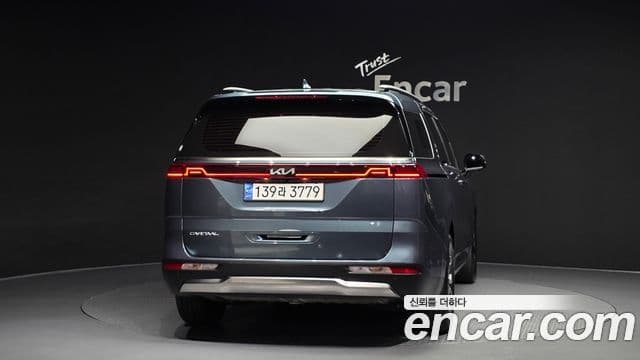 Kia Carnival 2023 — Фото 4/20