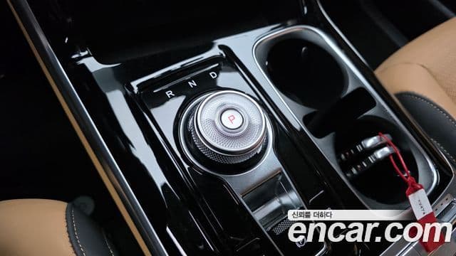 Kia Carnival 2023 — Фото 9/20