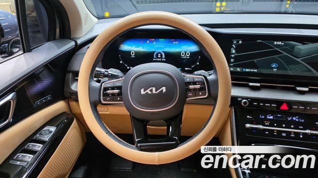 Kia Carnival 2023 — Фото 13/20