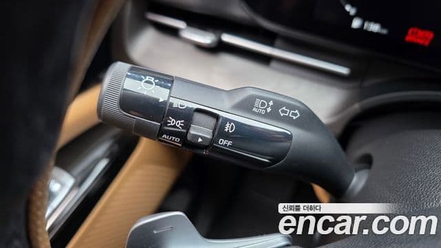 Kia Carnival 2023 — Photo 15/35