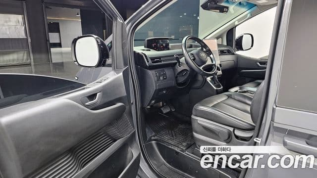Hyundai Staria 2024 — Şəkil 10/20