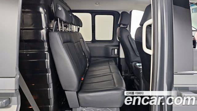 Hyundai Staria 2024 — Şəkil 12/20