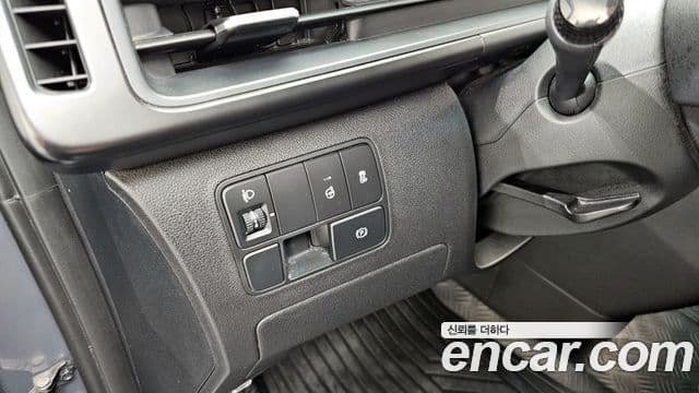 Hyundai Staria 2024 — Şəkil 16/20