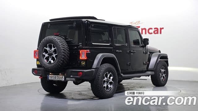 Jeep Wrangler 2021 — ფოტო 2/20