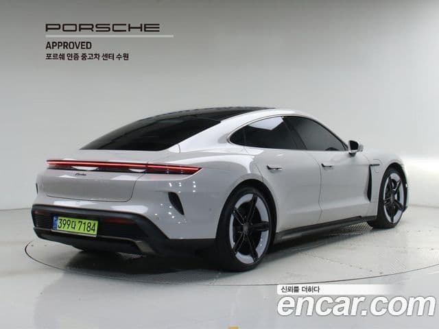 Porsche Taycan 2025 — Photo 1/20